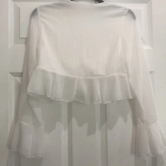 NEVER WORN long sleeve crop top - Picture 5 of 5